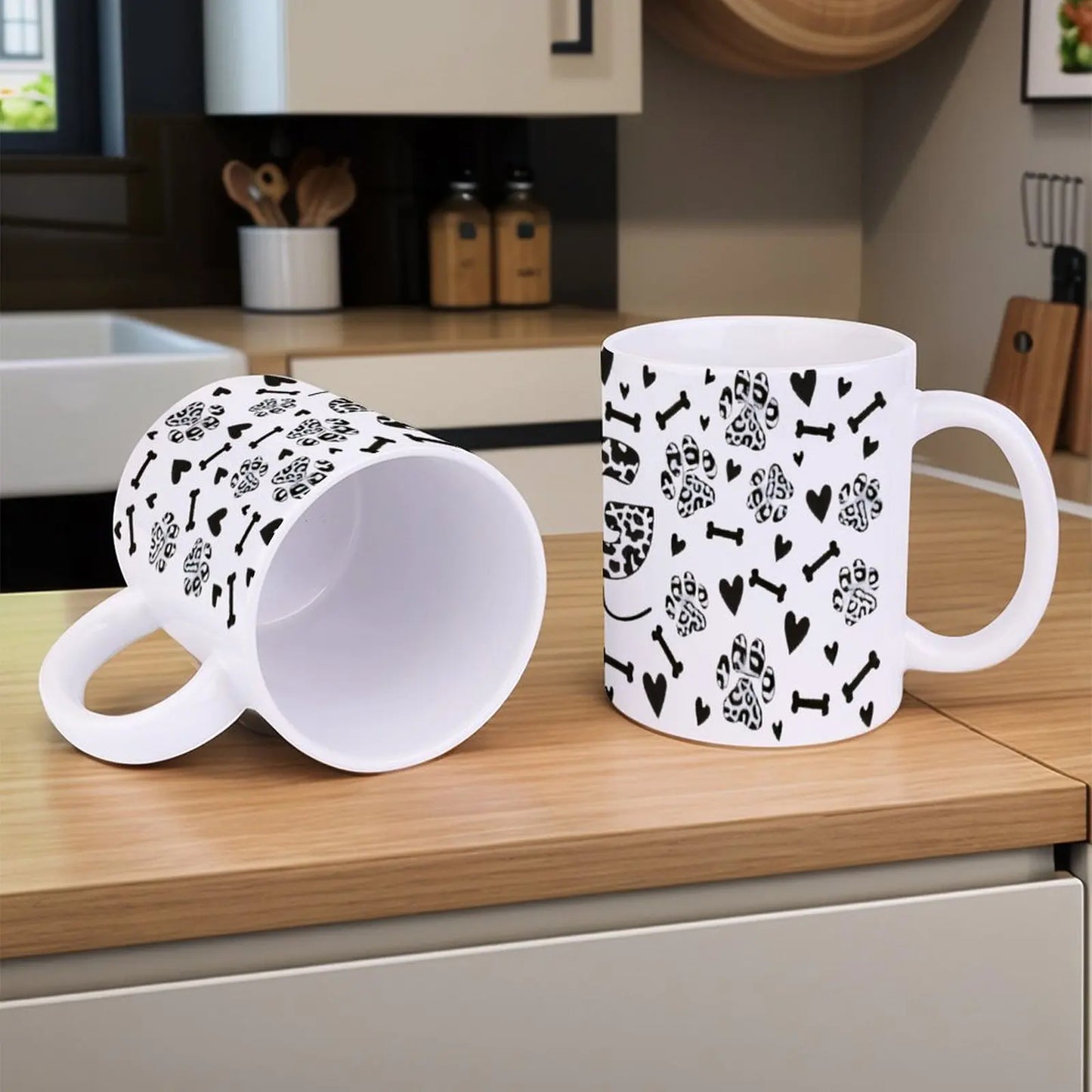 Black And White Dog Paw Print With The Word Dog Mama, 330ml Cups