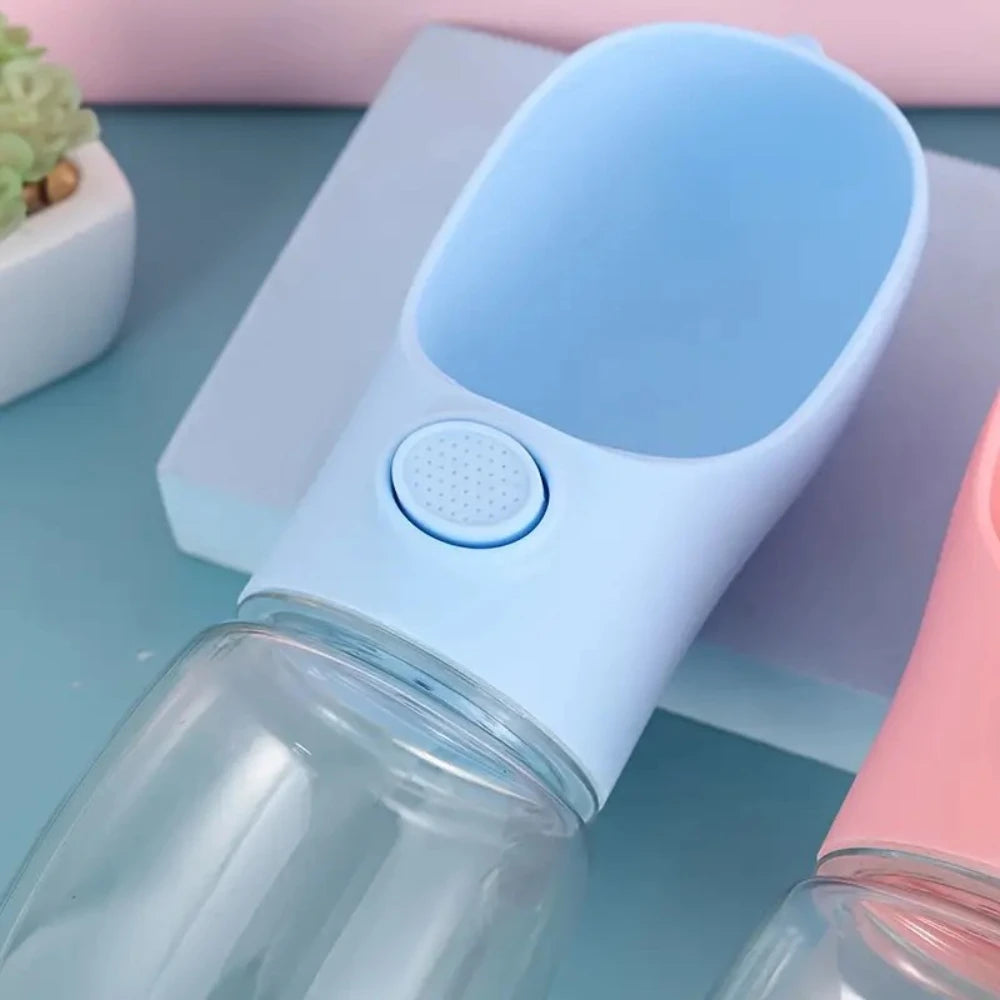 Lightweight Dog Water Bottle - Portable Leak-Proof Solution for Outdoor Activities