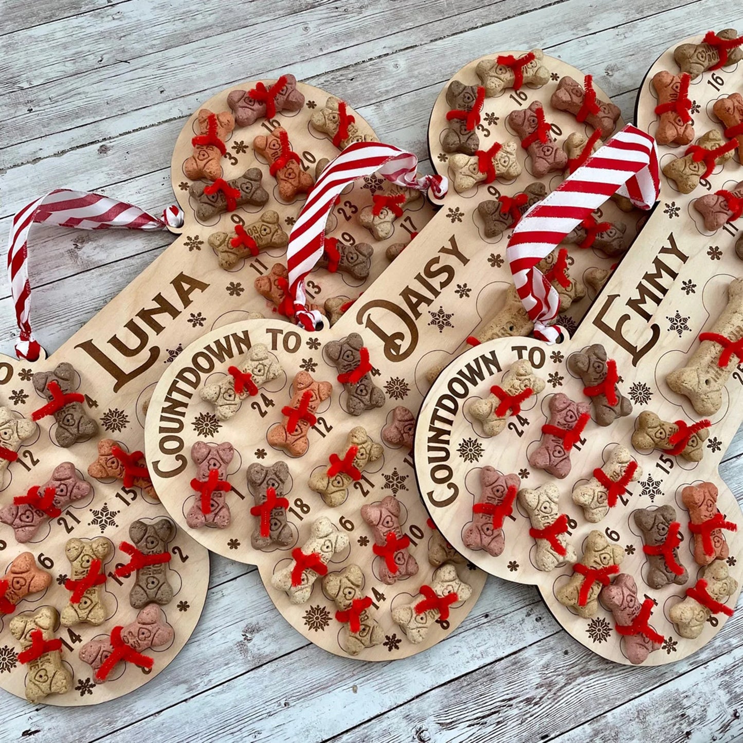 Christmas Dog Bone Countdown Hanger
